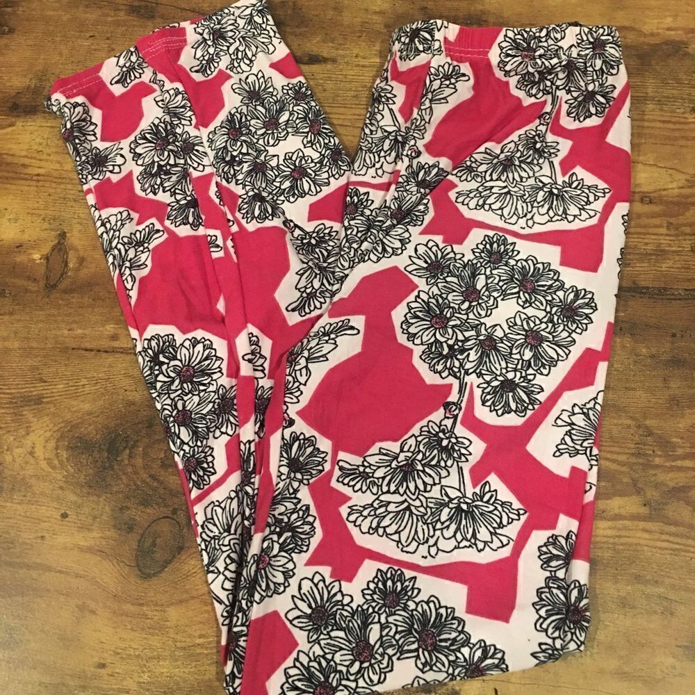 Two left feet small pink stretchy leggings pants